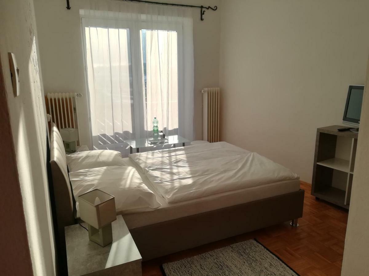 Privatzimmer Dimitrova أليتشيسبيرغ المظهر الخارجي الصورة
