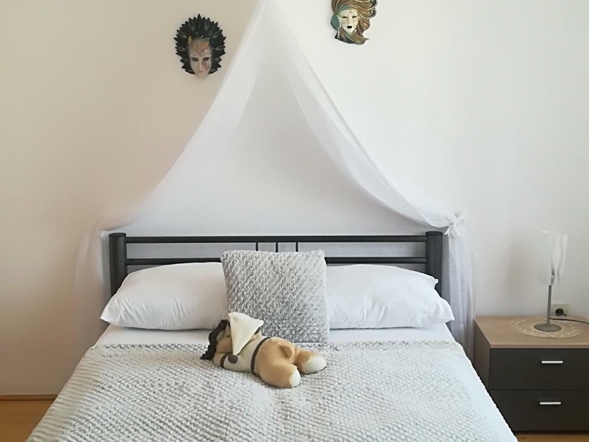 Privatzimmer Dimitrova أليتشيسبيرغ المظهر الخارجي الصورة